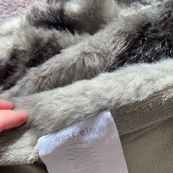 West Elm Throw - Picture 2 of 2